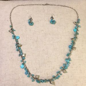 Beautiful Turquoise necklace and earrings set